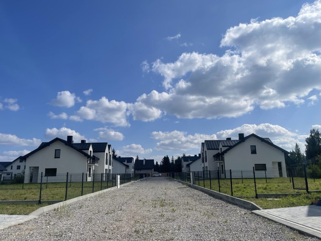 Osiedle w Łosiu