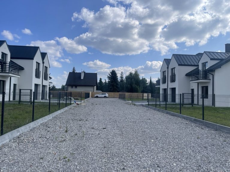 Osiedle w Łosiu